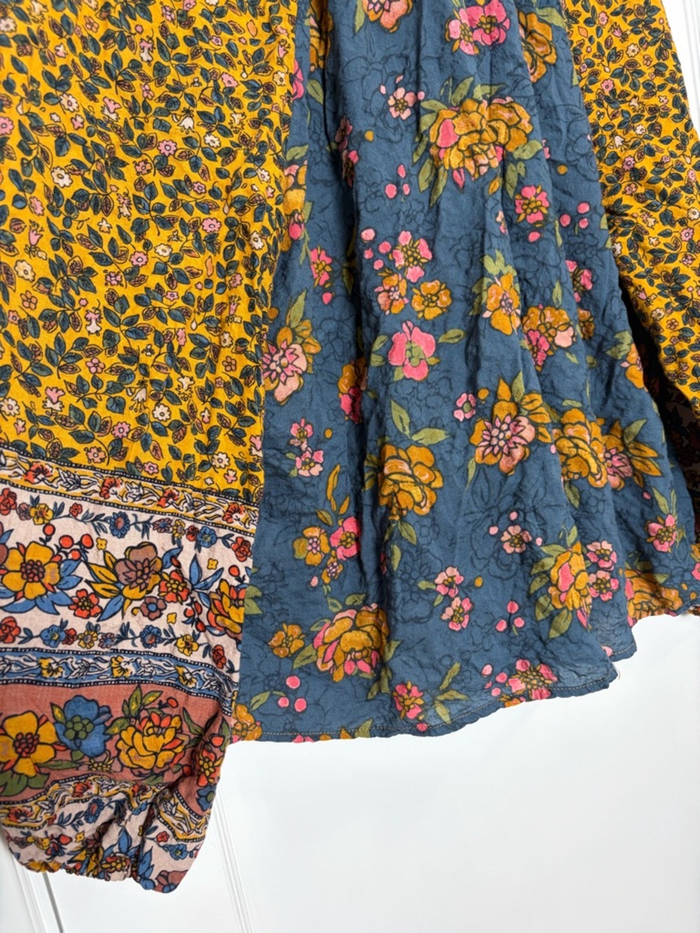 NATURAL LIFE blouse bohemian floral pattern and tassels - Picture 13 of 16